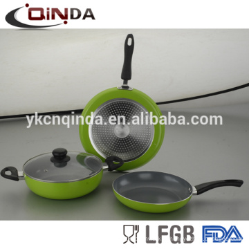 Ensemble populaire en aluminium 4 pcs induction cookware set dans le marché indien avec ild